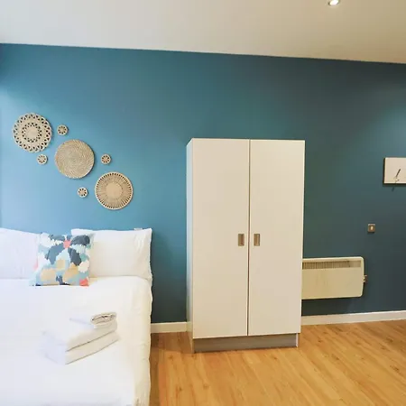 Harford House 23- Hopewell Apartment Bristol